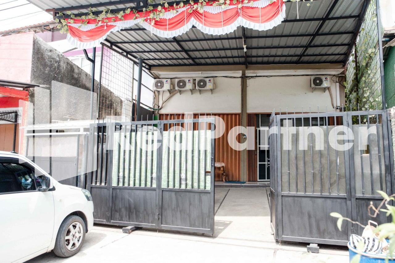 Happy Inn Puspo Mitra Reddoorz Jomblang Exterior foto